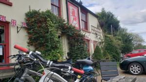 pub - MS
