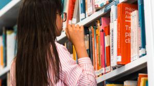 girl in library