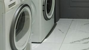 tumble dryer and washing machine